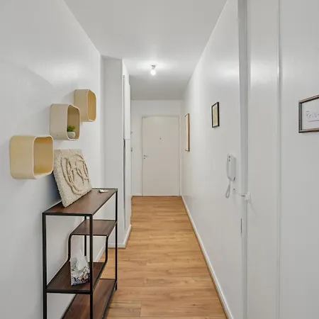 Bel Moderne Avec Parking Prive